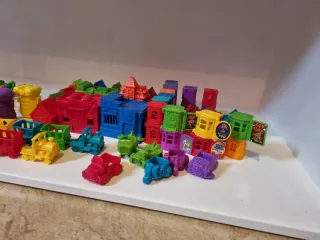 Zoomlings Colección Figuras, cositas y trenes.