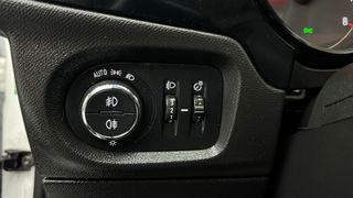 Opel Corsa 2022 1.5 Diesel 102CV