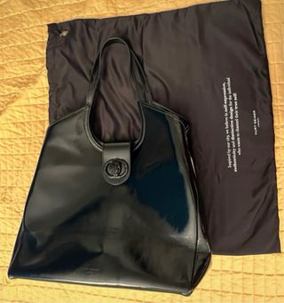 Borsa shopping nera lucida