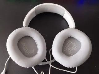 JBL Quantum 100 Cascos Gaming Blancos