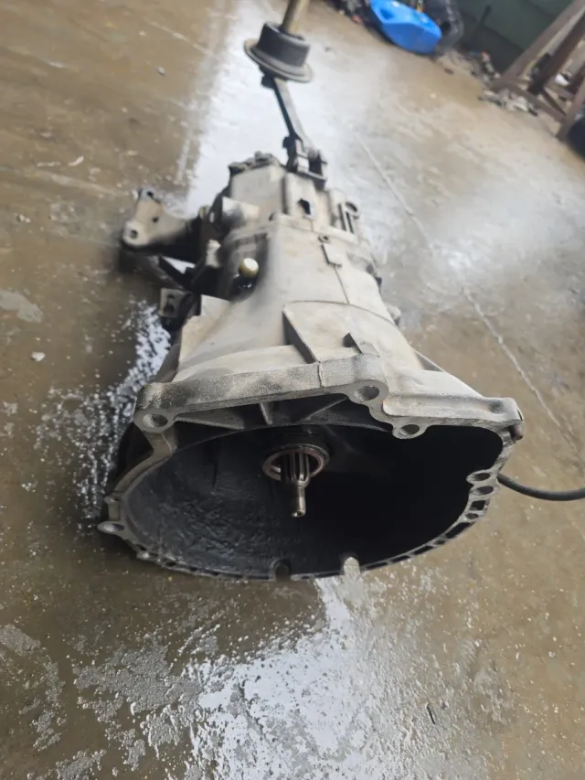 Caja de cambios BMW 318i E46