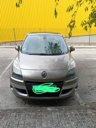 Renault Scenic 2011