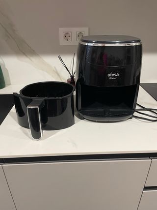 Freidora de aire Ufesa Blazer