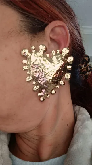 Pendientes Corazón Dorados