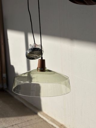 Lámpara colgante cristal y madera