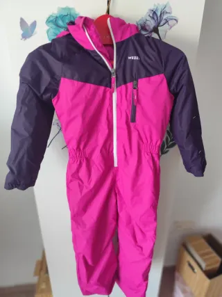 Conjunto Ropa Nieve Niña y guantes.