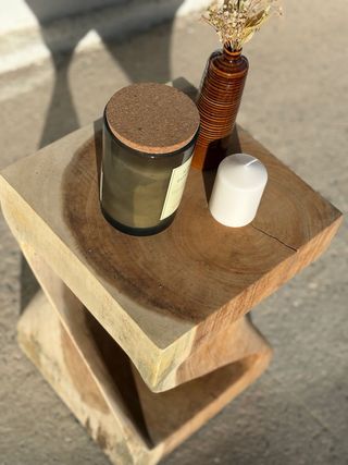 Mesa tronco asimétrica de madera