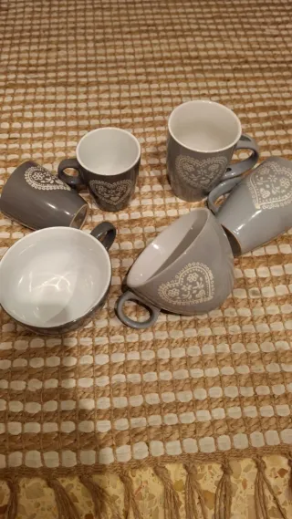 Vajilla cerámica corazón gris y blanco