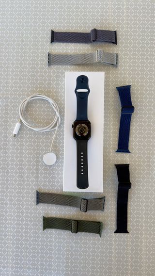 Apple Watch Series 10 (42mm) Negro + 7 Correas