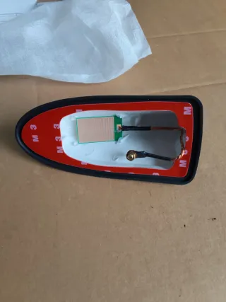 Antena Tiburón Negra Universal