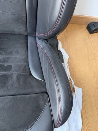 Asientos Alfa Romeo Giulia Quadrifoglio.