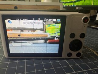 Cámara Digital Samsung WB250F Blanca