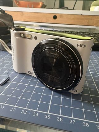 Cámara Digital Samsung WB250F Blanca