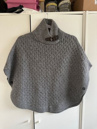 Poncho de punto Massimo Dutti 100% algodón