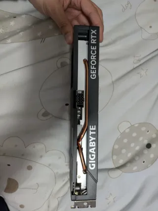 Tarjeta Gráfica Gigabyte RTX 4060 GAMING OC 8GB