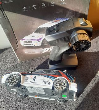 Automodello elettrico RC da Drift in scala 1:24