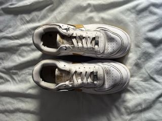 Zapatillas Nike Air Force 1 Blancas Doradas