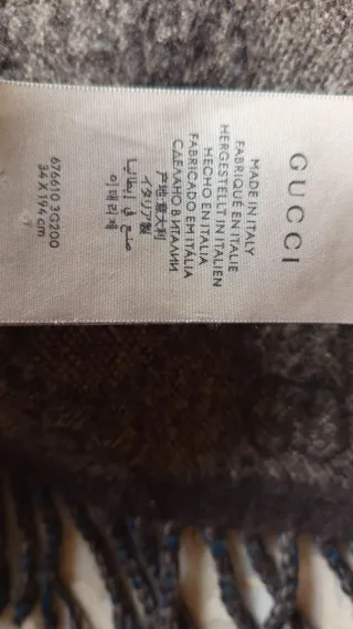 Bufanda reversible Gucci GG