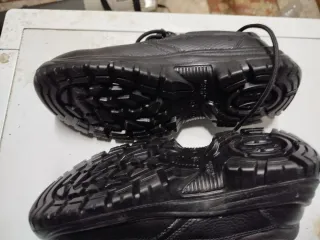 Zapatos de seguridad SKARPA negros