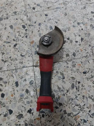 Amoladora Angular Milwaukee M12 FUEL