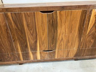 Mueble de taller de nogal
