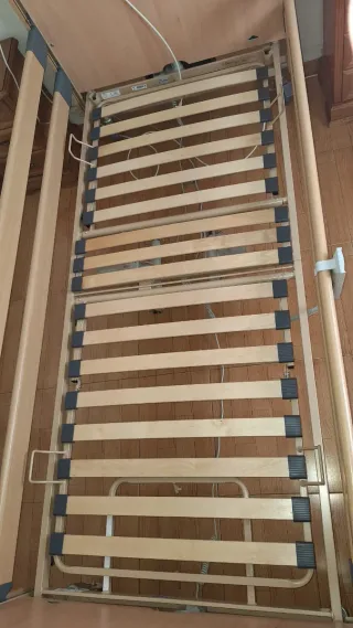 Cama articulada madera clara como nueva