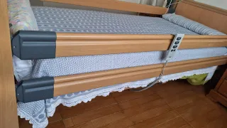 Cama articulada madera clara como nueva