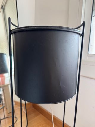 Porta macetas metal negro CASA