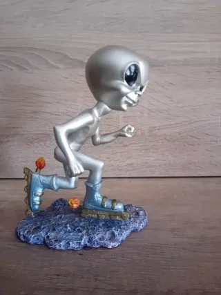 Figura Alienígena Coleccionable