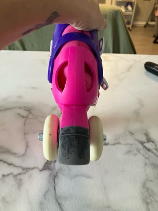 Patines Talla 26-28 y Protecciones