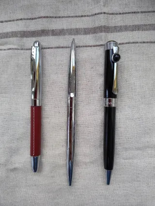 Bolígrafos plata color