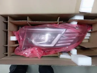 Faro Izquierdo Renault Trafic 3