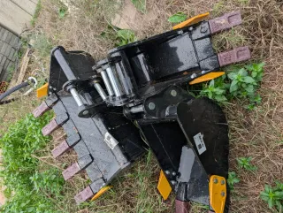 Alquiler Mini Excavadora R330