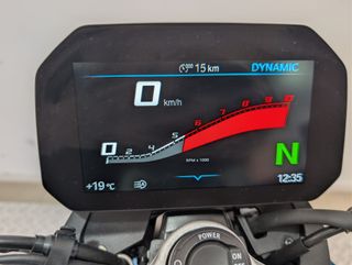 BMW F 900 R (950 KMS)