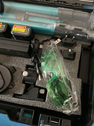 Livella Laser 16 Linee Makota