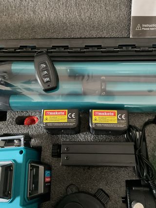 Livella Laser 16 Linee Makota