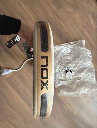 Pala Padel Nox AT10 12K 2026.