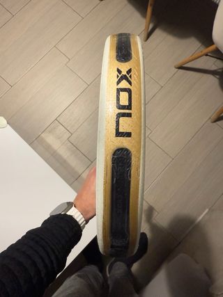 Pala Padel Nox AT10 12K 2026.