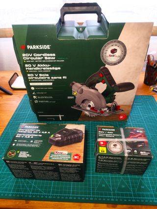 Sierra circular PARKSIDE 20v+Batería 4Ah+Cargador