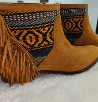 Botines Zara Camel con Flecos Talla 38