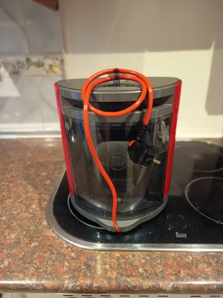 Cafetera Dolce Gusto Krups Roja