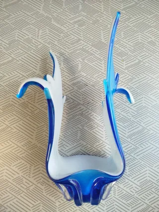 Original centro de mesa en cristal macizo Murano.