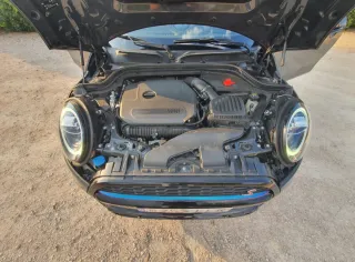 MINI Cooper S Cabrio Sidewalk