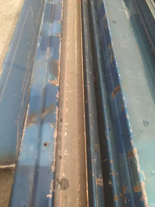 Tejado metálico angular