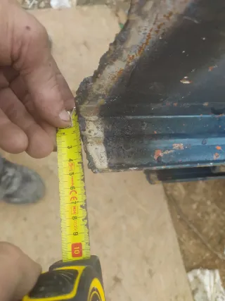 Tejado metálico angular