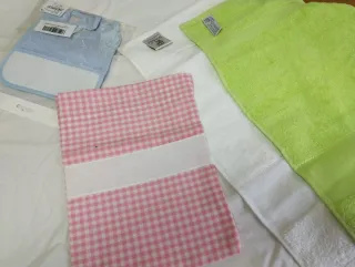 Lote punto de Cruz. Barberos toallas