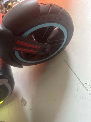 RCB Patinete Eléctrico para Niños 6-12 Años, 150W