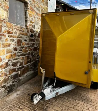 REMOLQUE LIJERO DE 2 EJES