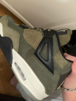 Jordan 4 Retro SE Craft Verde Oliva
