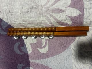 2 Panderetas de madera con platillos